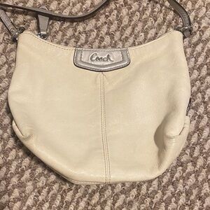 Coach Cream Leather Shoulder Bag